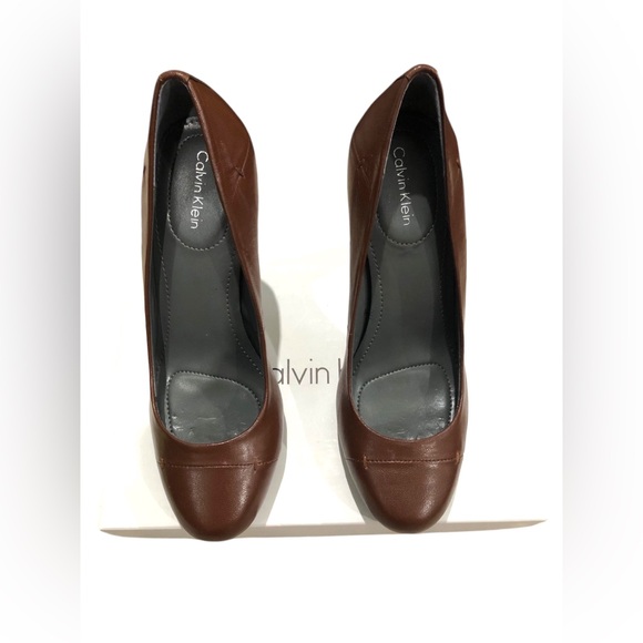 Calvin Klein Brown Heels 7 - Picture 1 of 11
